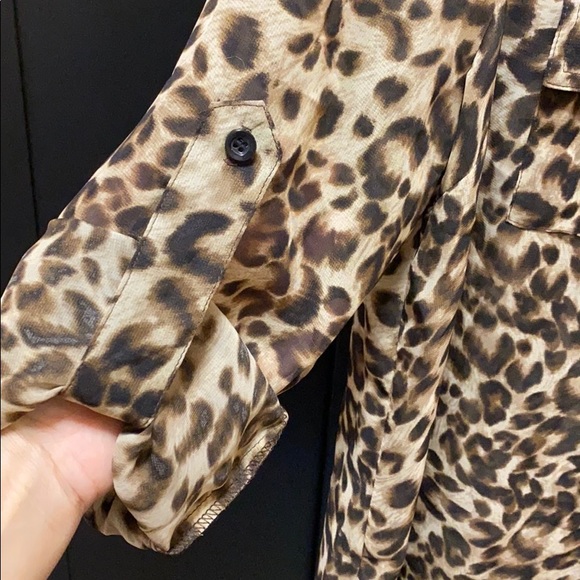 Forever21 leopard print chiffon button down shirt - Picture 3 of 4